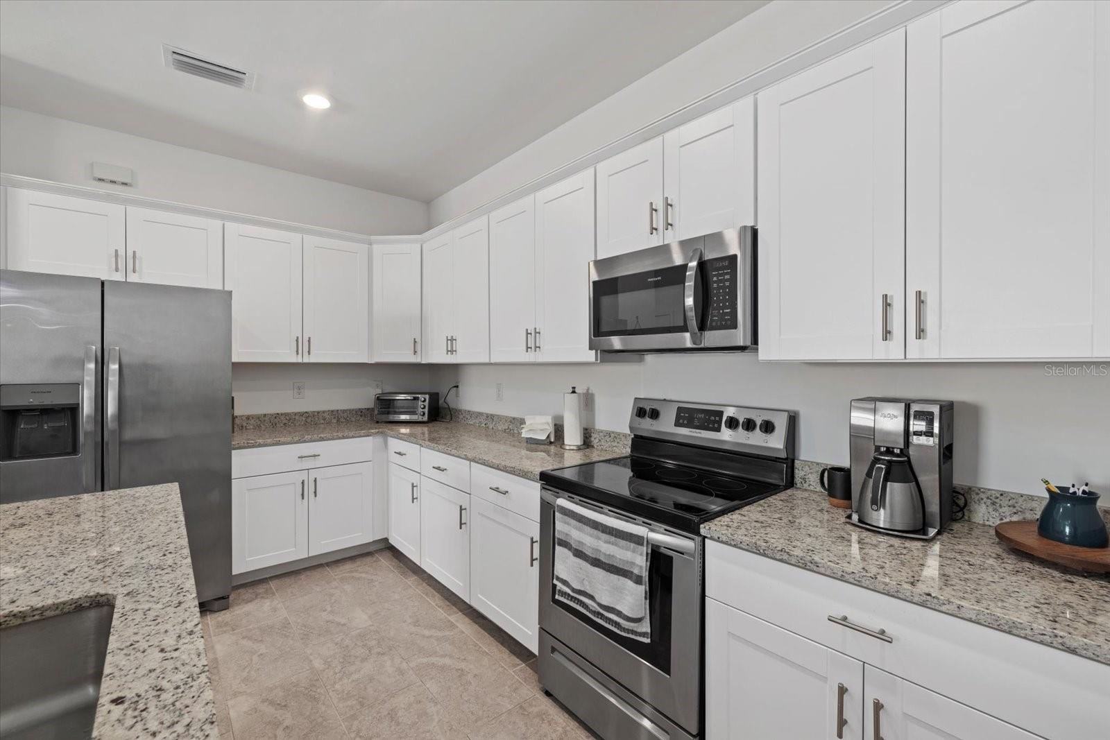 2081 GARDENIA AVE, PORT CHARLOTTE, FL — photo 15