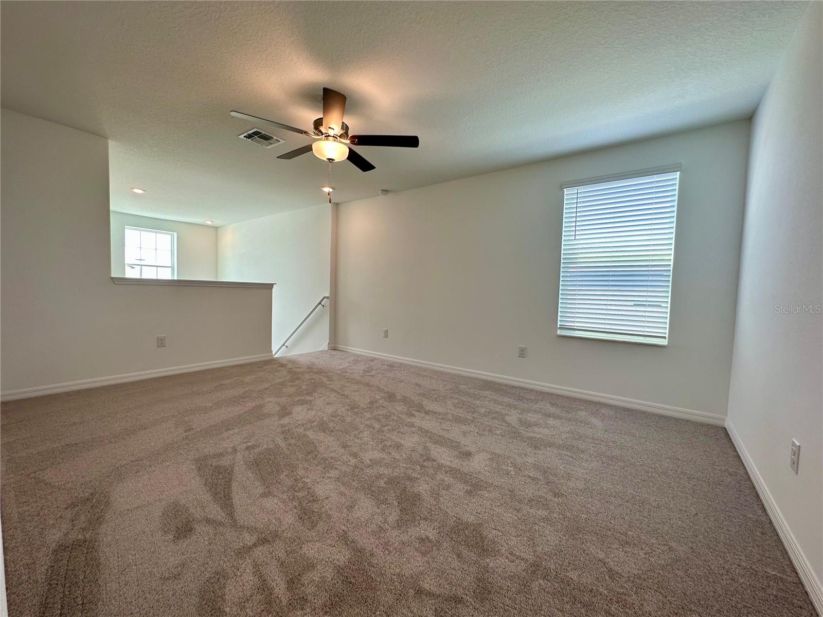 11131 RADIANT SHORE LOOP, SAN ANTONIO, FL — photo 17