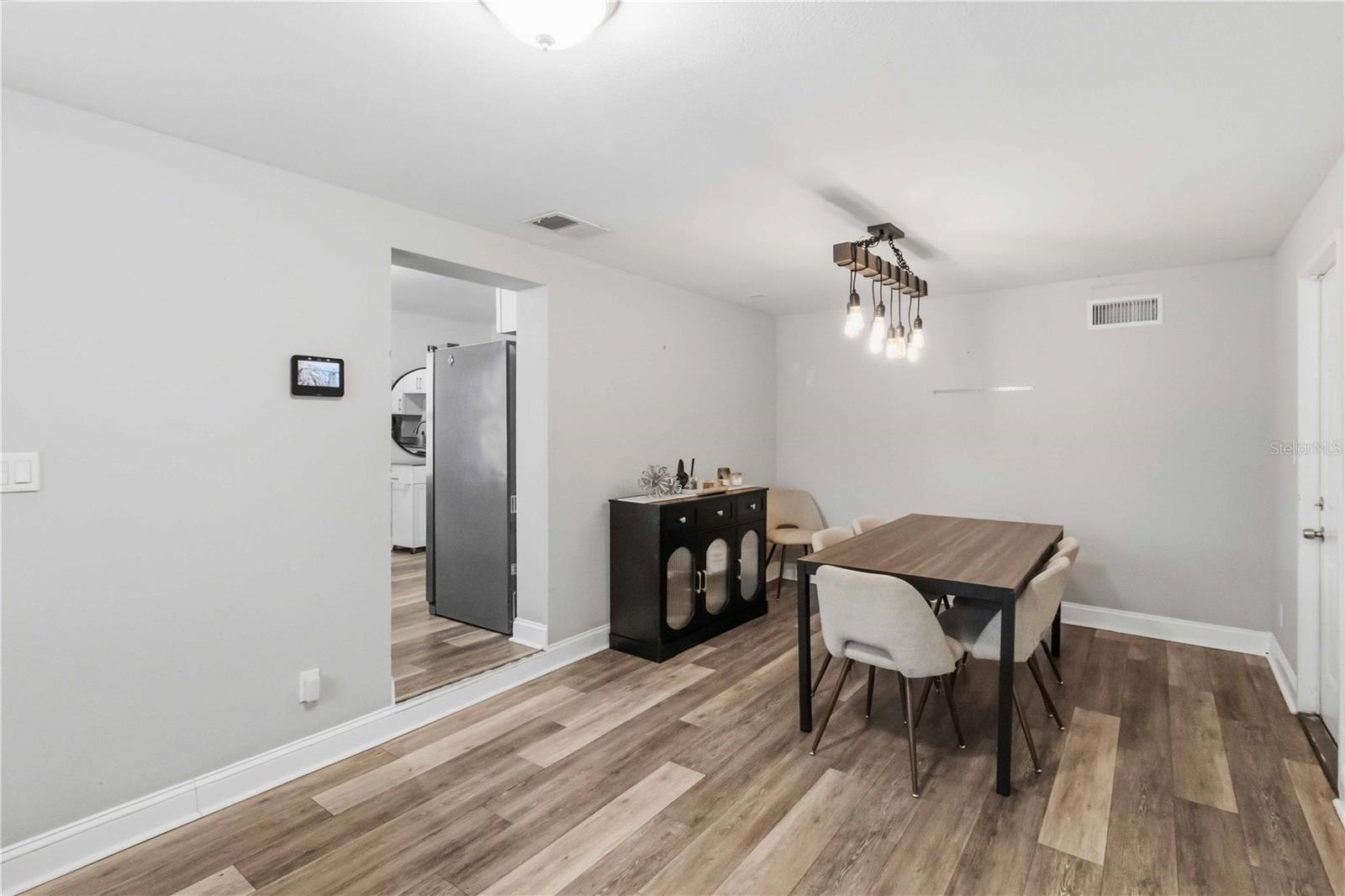 7012 40TH AVE N, ST PETERSBURG, FL — photo 10