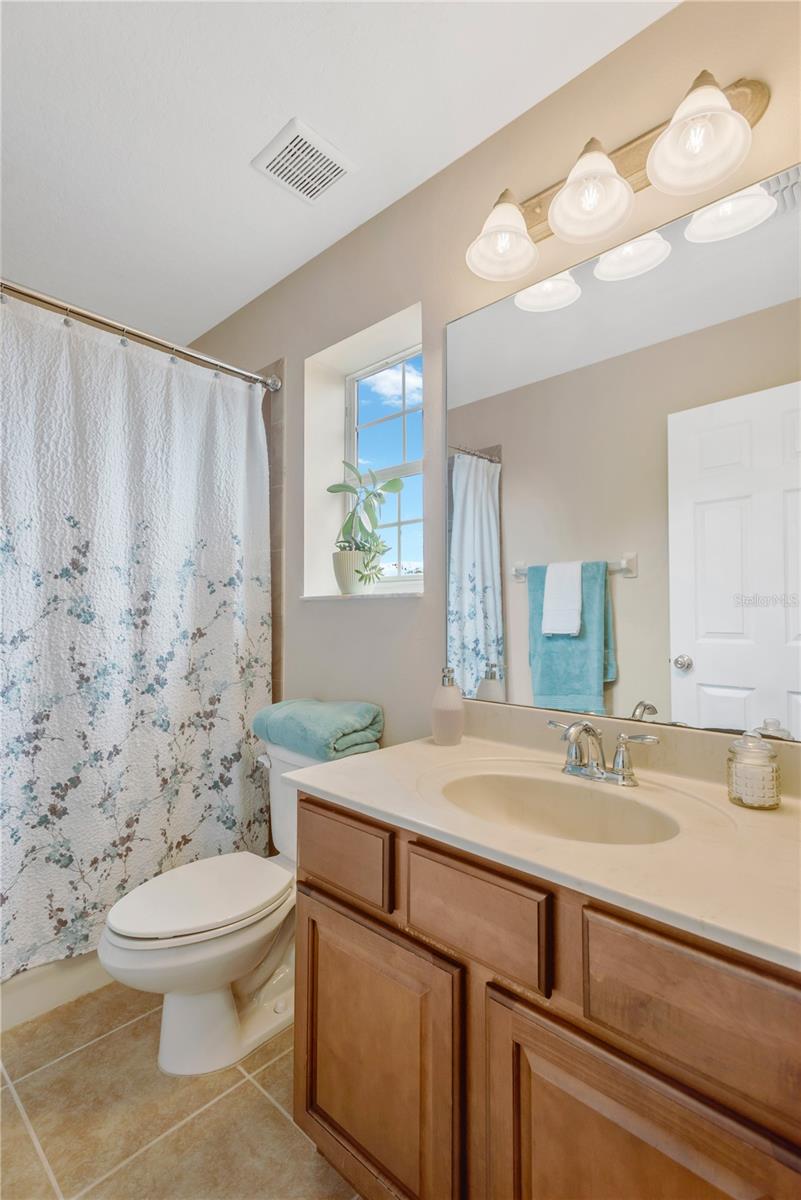 10859 BREAKING ROCKS DR, TAMPA, FL — photo 16