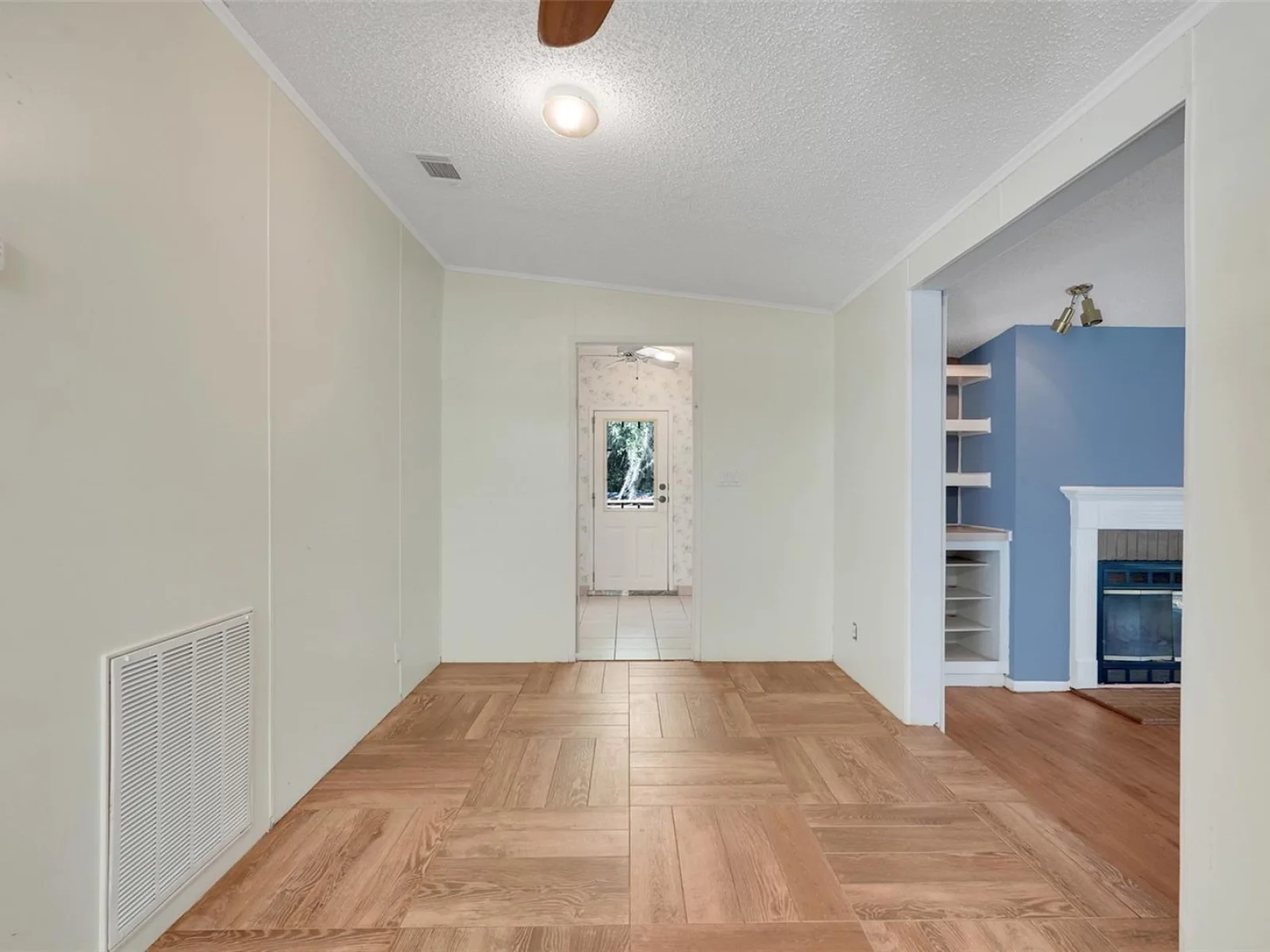 23449 THOMAS ALLEN RD, HOWEY IN THE HILLS, FL — photo 18