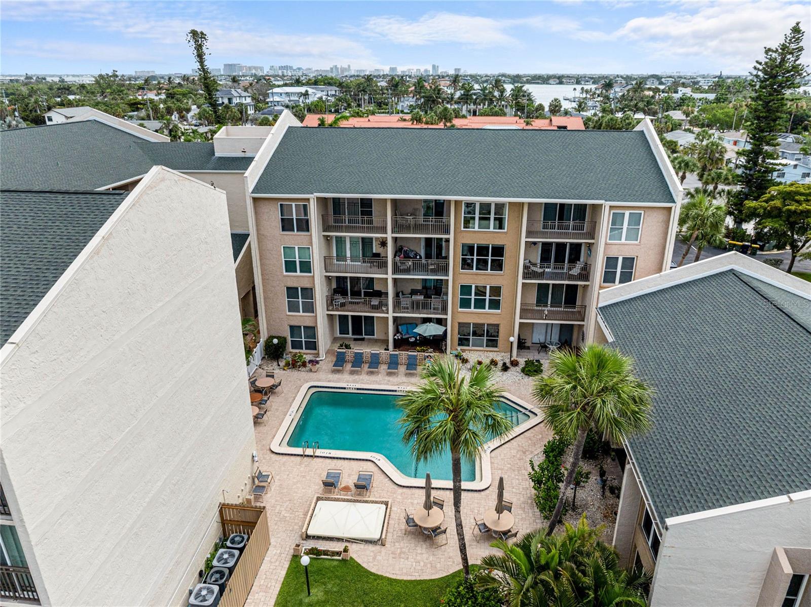 845 BENJAMIN FRANKLIN DR #402, SARASOTA, FL — photo 28