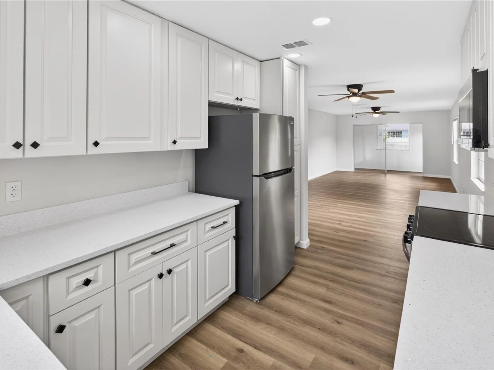 25342 CARNOUSTIE DR, SORRENTO, FL — photo 4