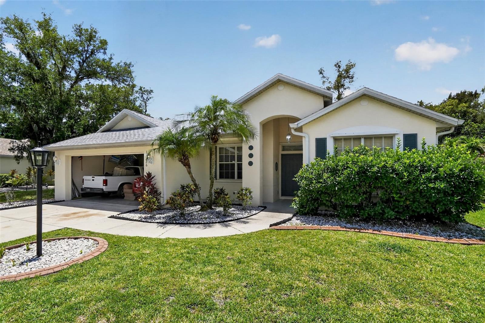 11226 PRIMROSE CIR, BRADENTON, FL