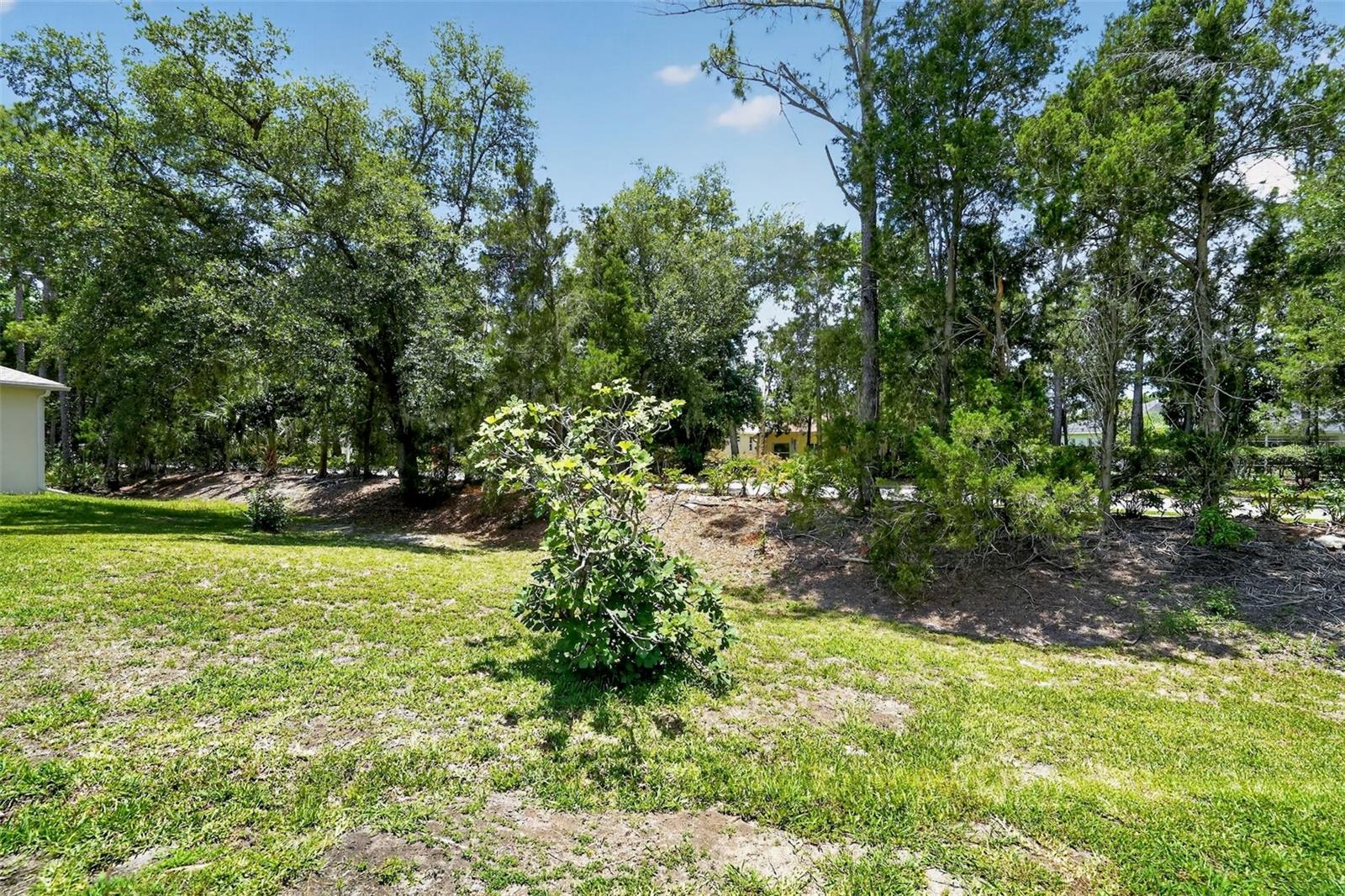 11226 PRIMROSE CIR, BRADENTON, FL — photo 9