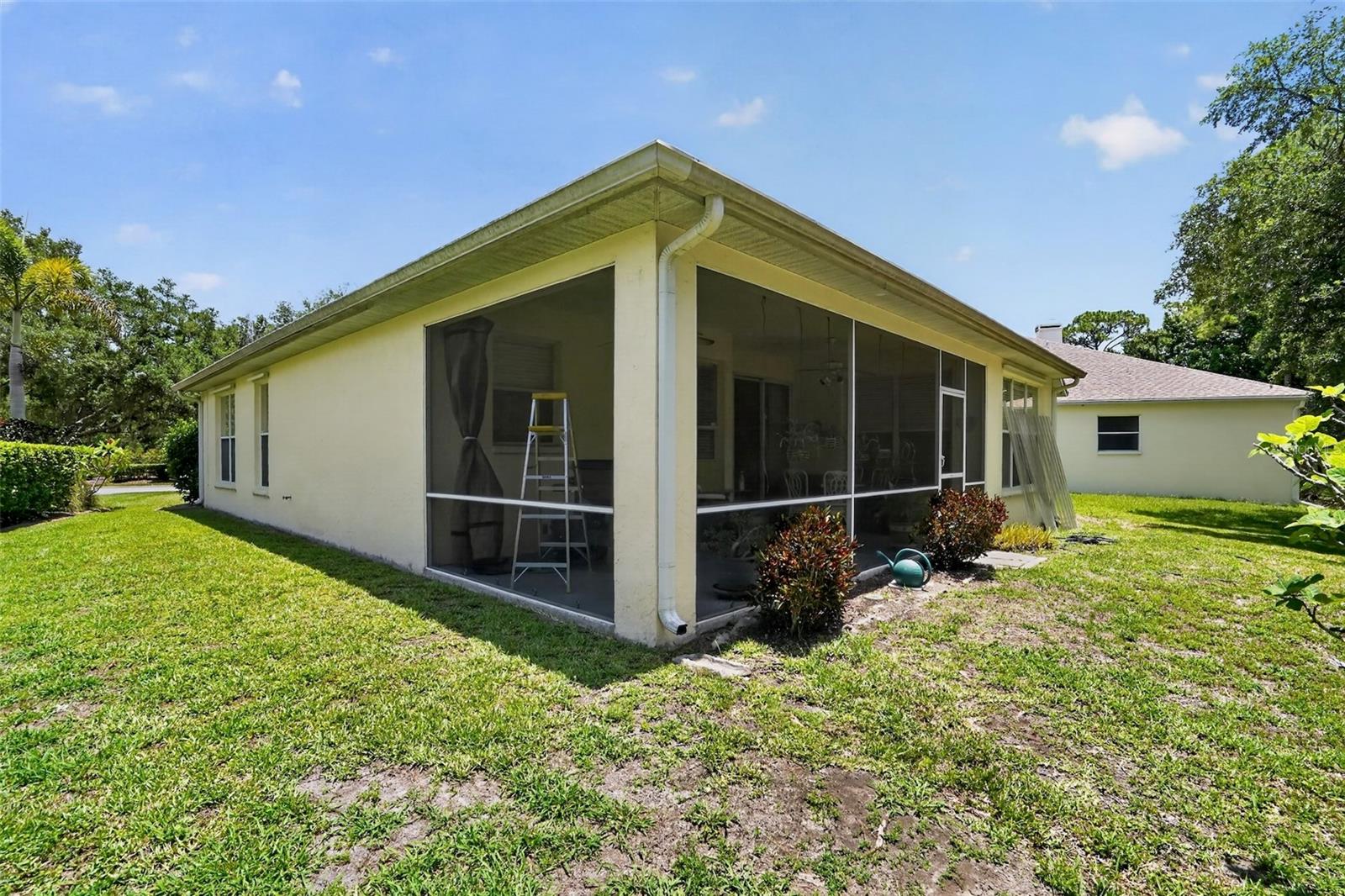 11226 PRIMROSE CIR, BRADENTON, FL — photo 14