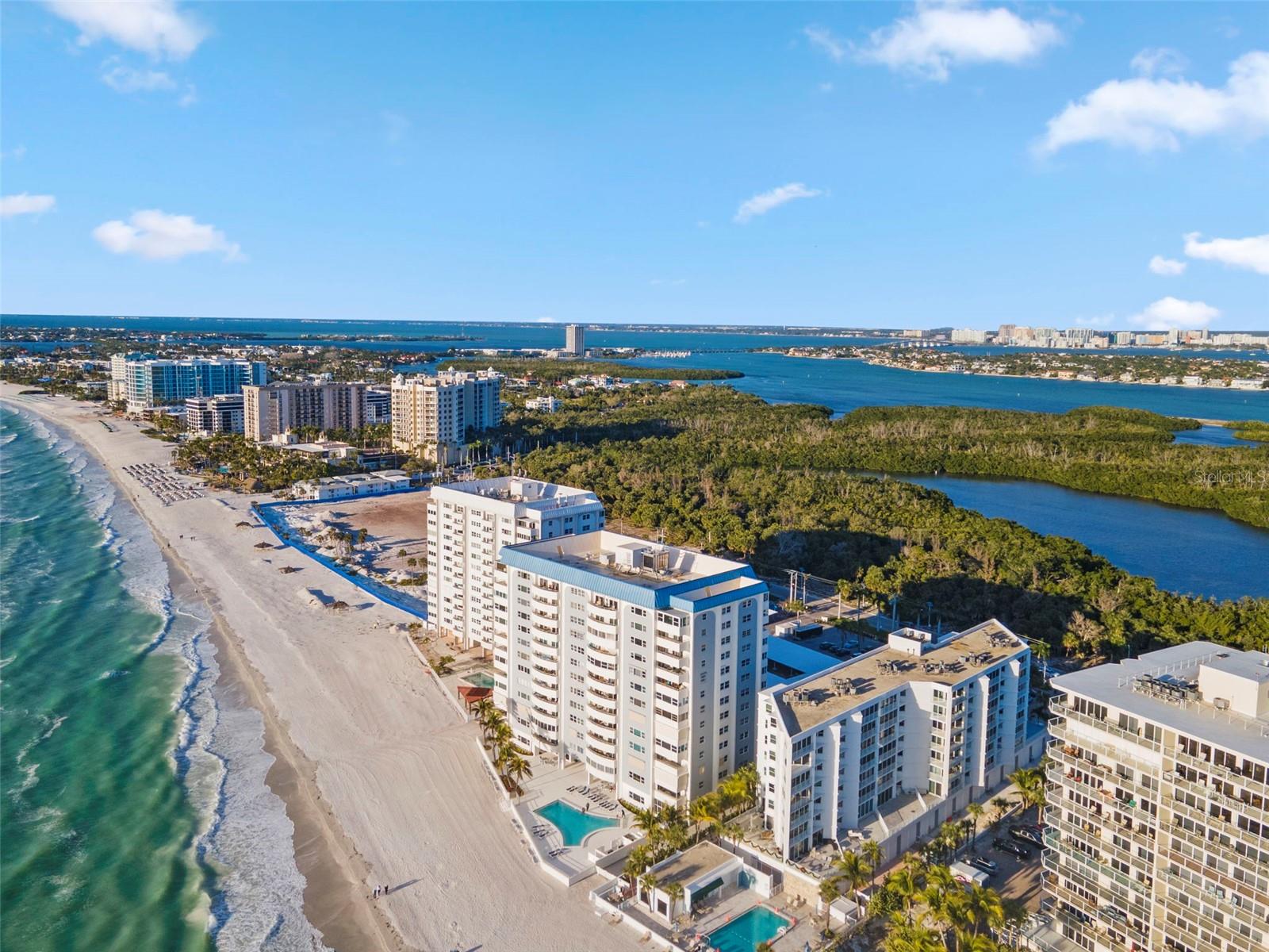 1750 BENJAMIN FRANKLIN DR #1D, SARASOTA, FL — photo 2