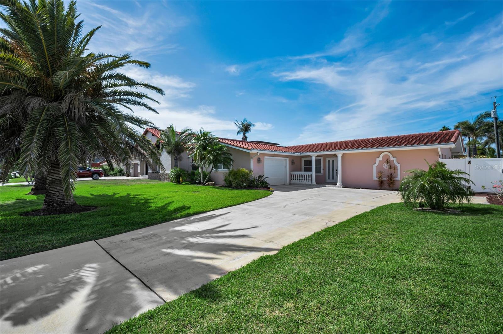111 17TH ST, BELLEAIR BEACH, FL