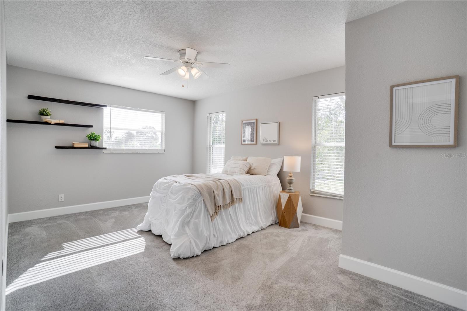 7991 24TH AVE N AVE N, ST PETERSBURG, FL — photo 27