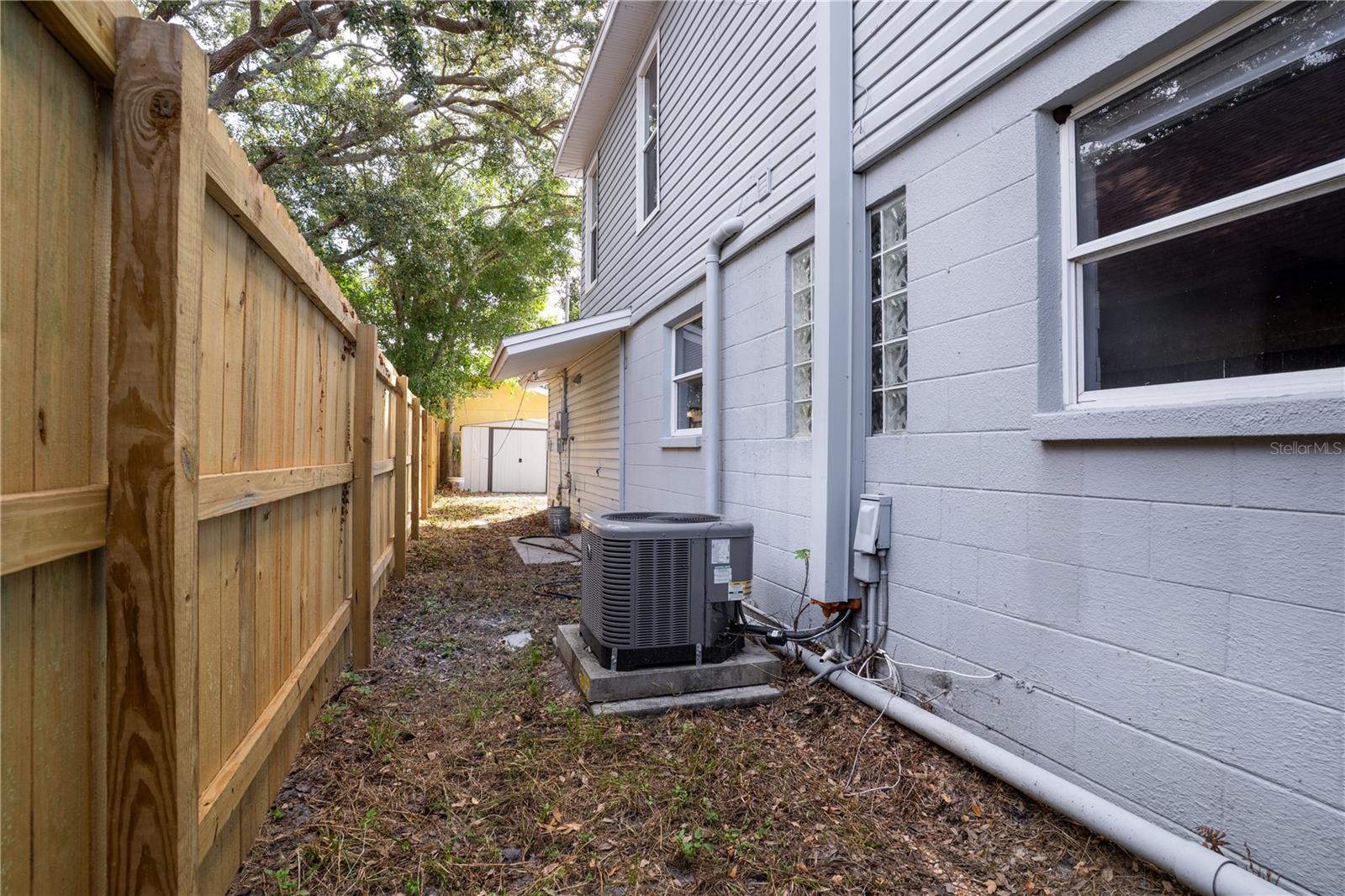7991 24TH AVE N AVE N, ST PETERSBURG, FL — photo 37