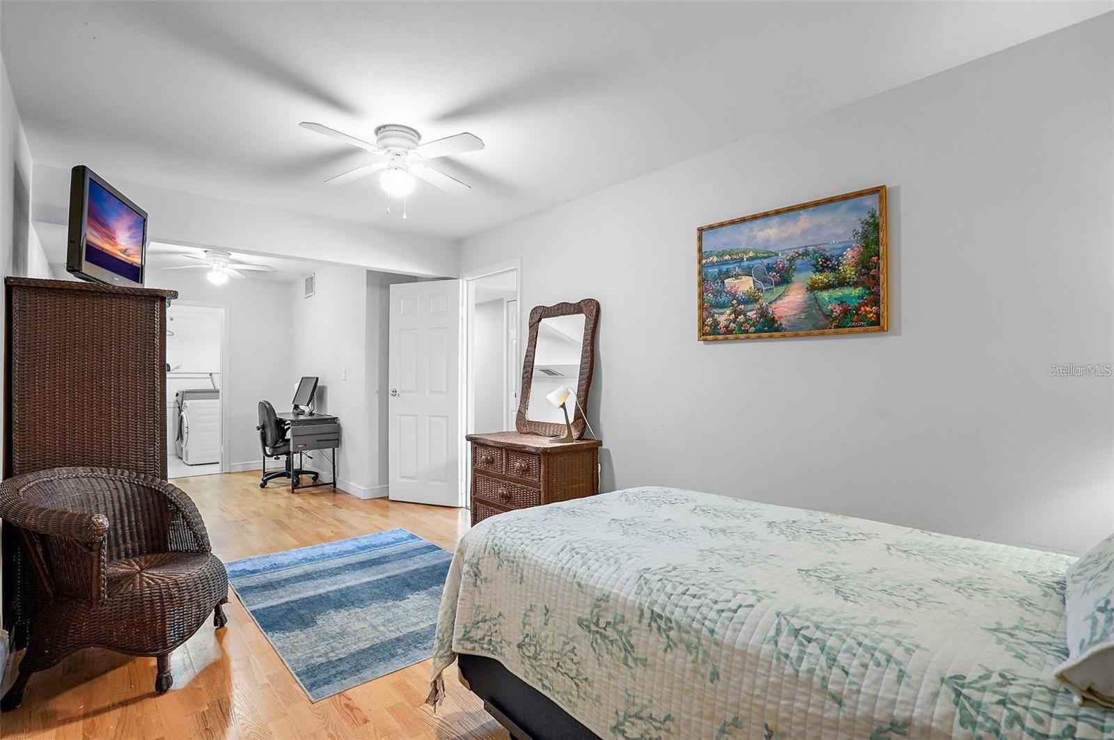 10355 PARADISE BLVD #1010-1011, ST PETERSBURG, FL — photo 22