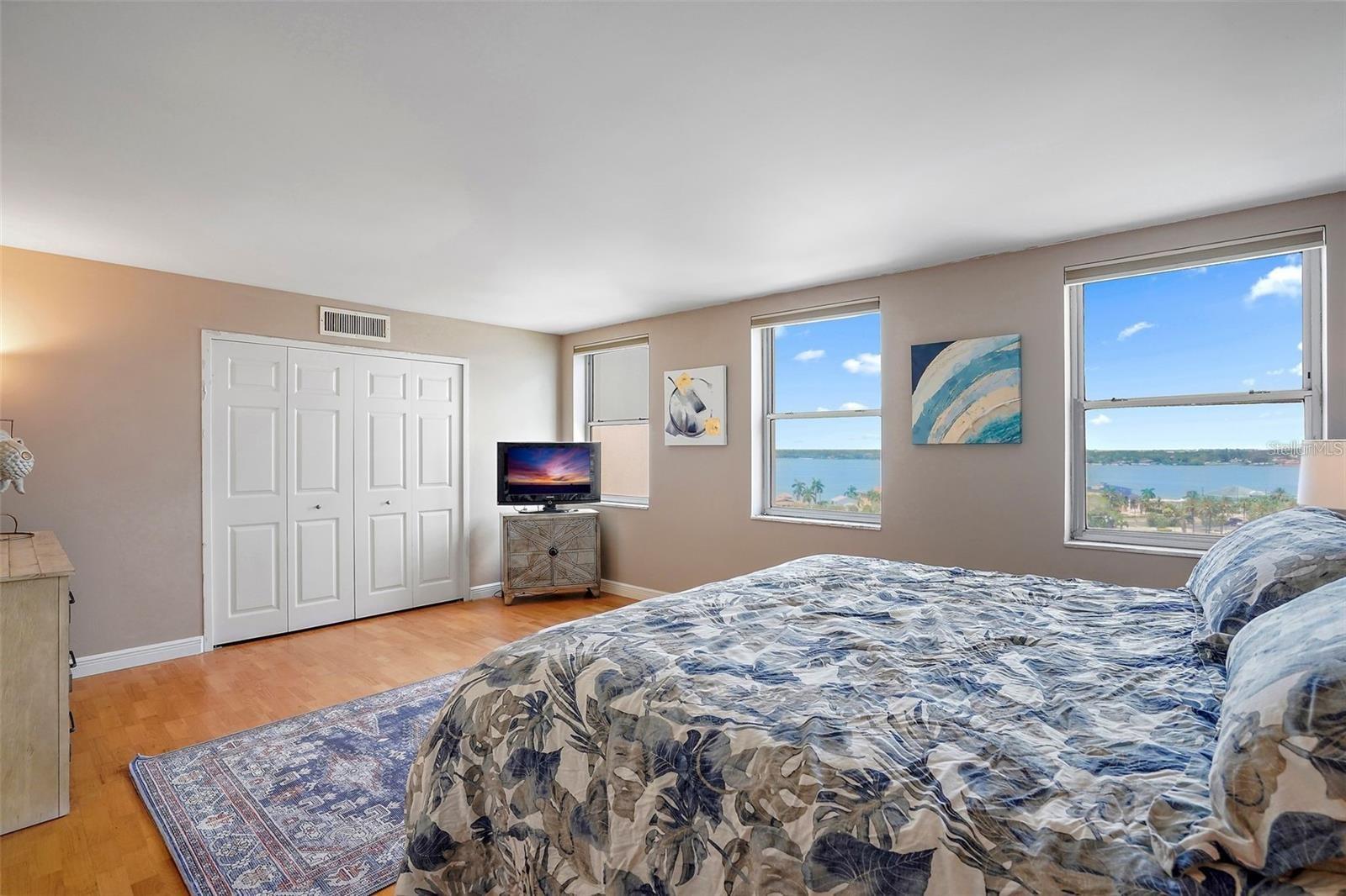 10355 PARADISE BLVD #1010-1011, ST PETERSBURG, FL — photo 15