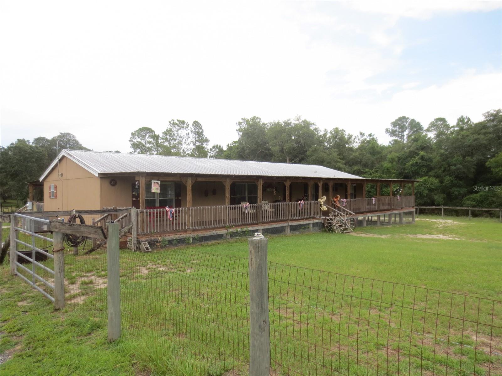 5995 SE 183RD AVENUE RD, OCKLAWAHA, FL