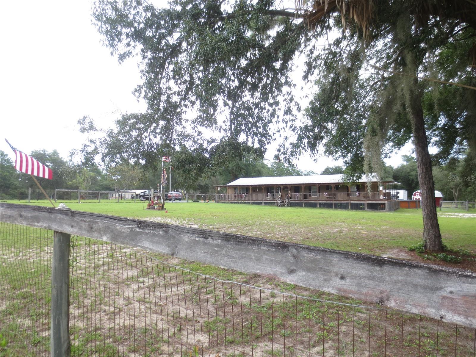 5995 SE 183RD AVENUE RD, OCKLAWAHA, FL — photo 4