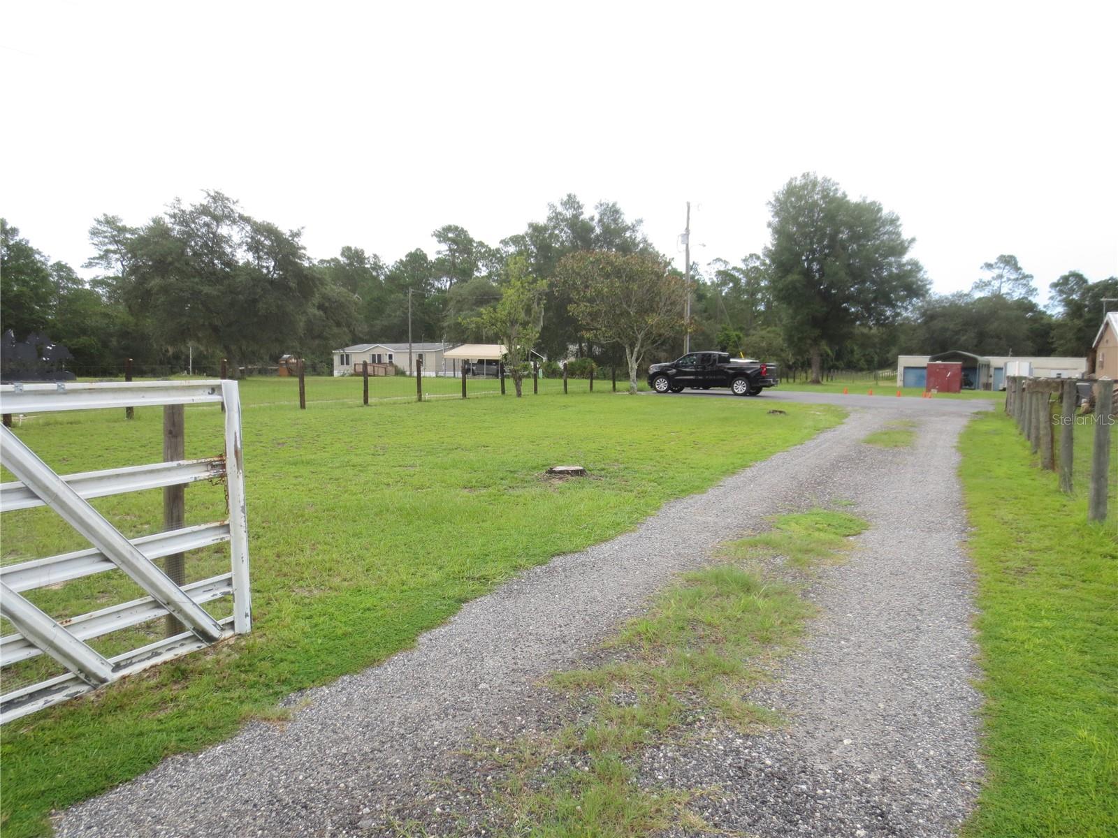 5995 SE 183RD AVENUE RD, OCKLAWAHA, FL — photo 7