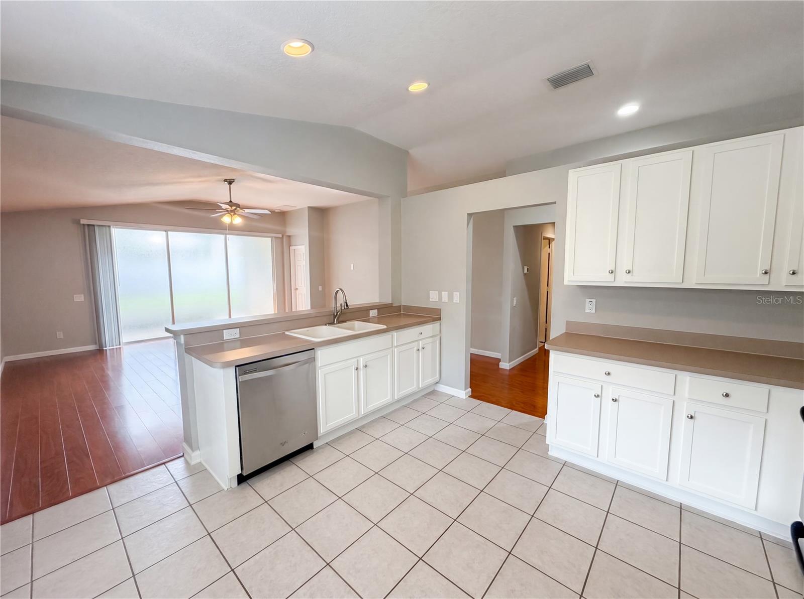 575 SEA HOLLY DR, BROOKSVILLE, FL — photo 21