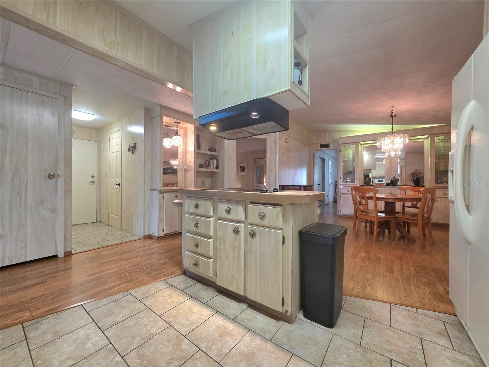 5334 COMANCHE ST, ZEPHYRHILLS, FL — photo 28