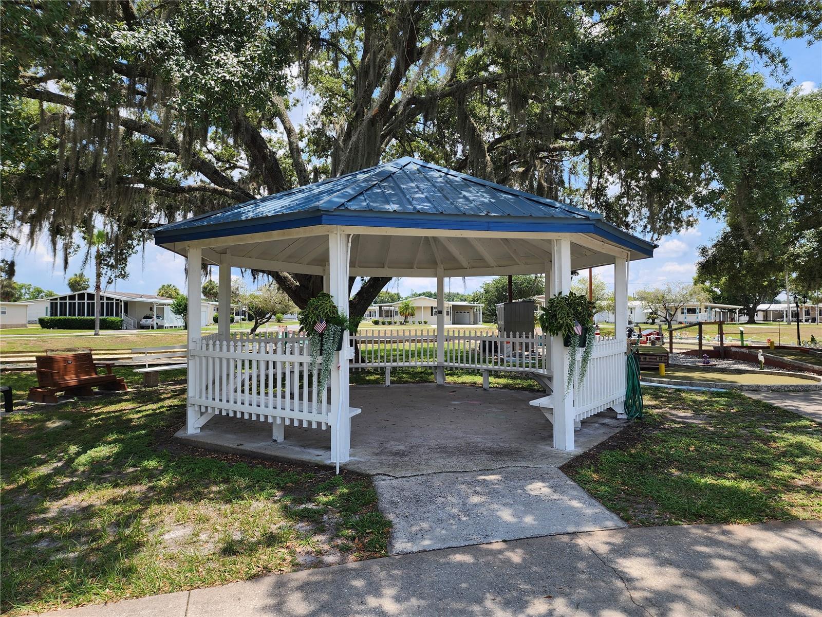 5334 COMANCHE ST, ZEPHYRHILLS, FL — photo 74