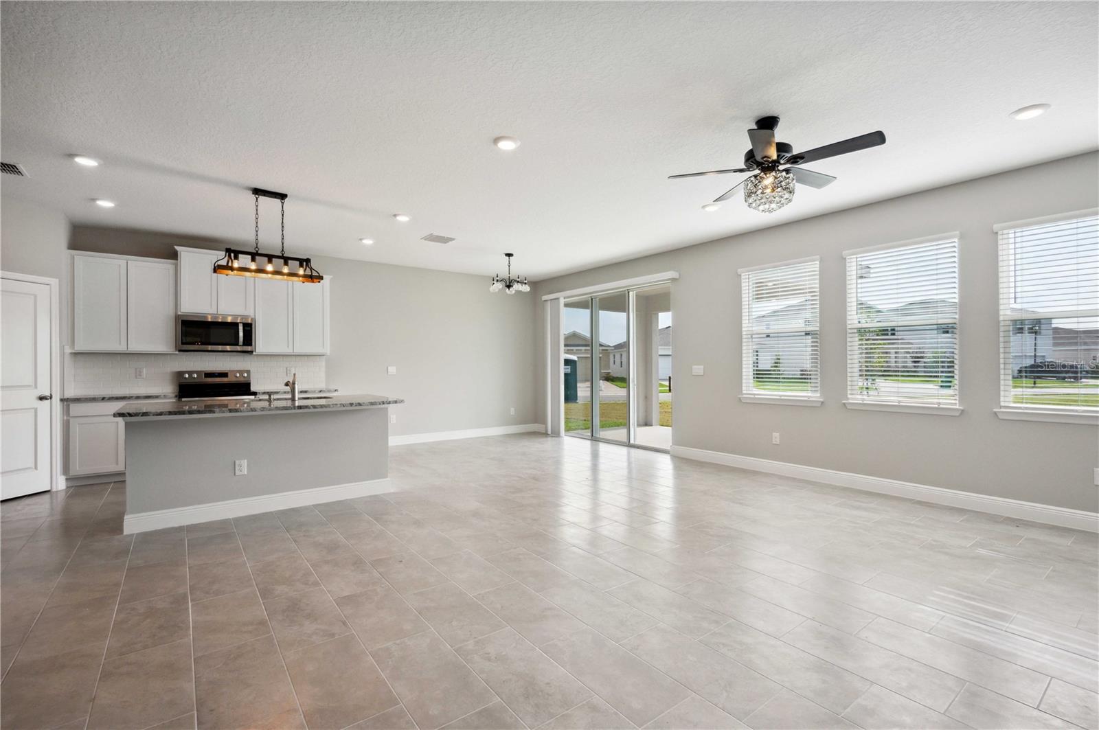 2560 WARREN ACRES BLVD, WESLEY CHAPEL, FL — photo 5