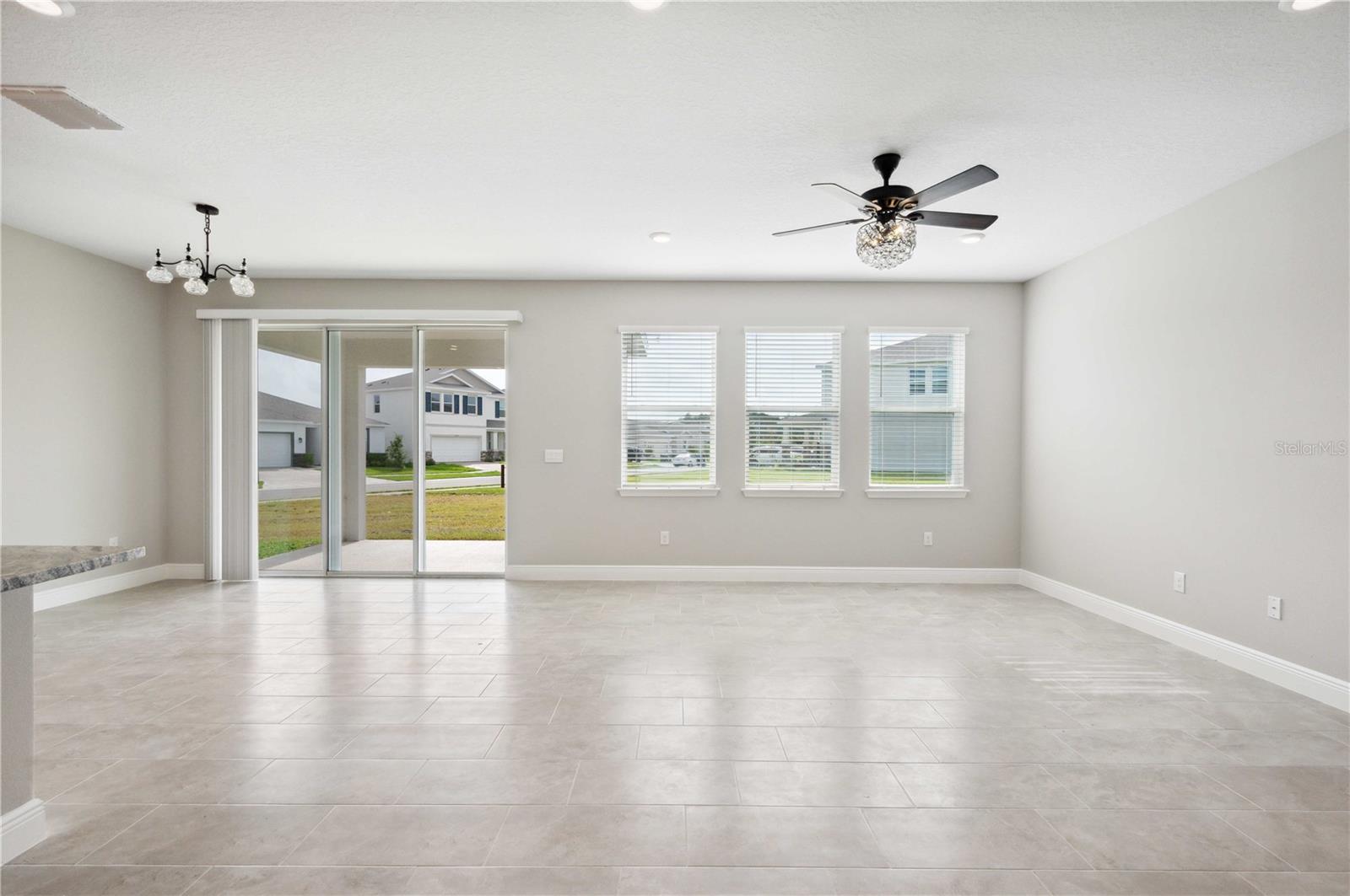2560 WARREN ACRES BLVD, WESLEY CHAPEL, FL — photo 6