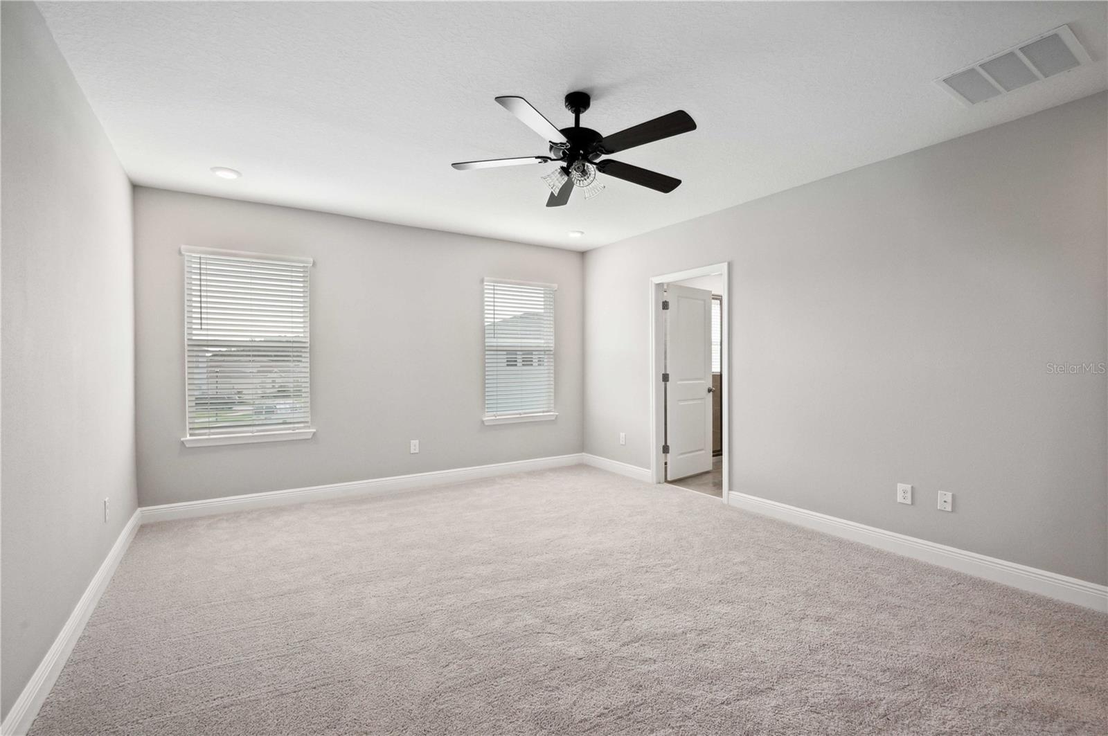 2560 WARREN ACRES BLVD, WESLEY CHAPEL, FL — photo 19
