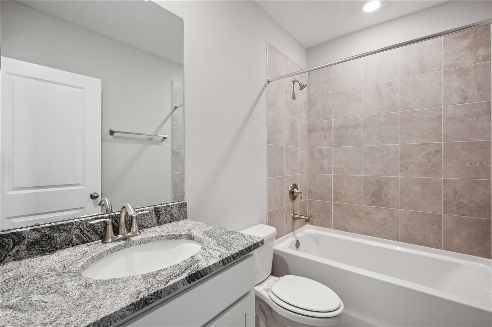 2560 WARREN ACRES BLVD, WESLEY CHAPEL, FL — photo 28