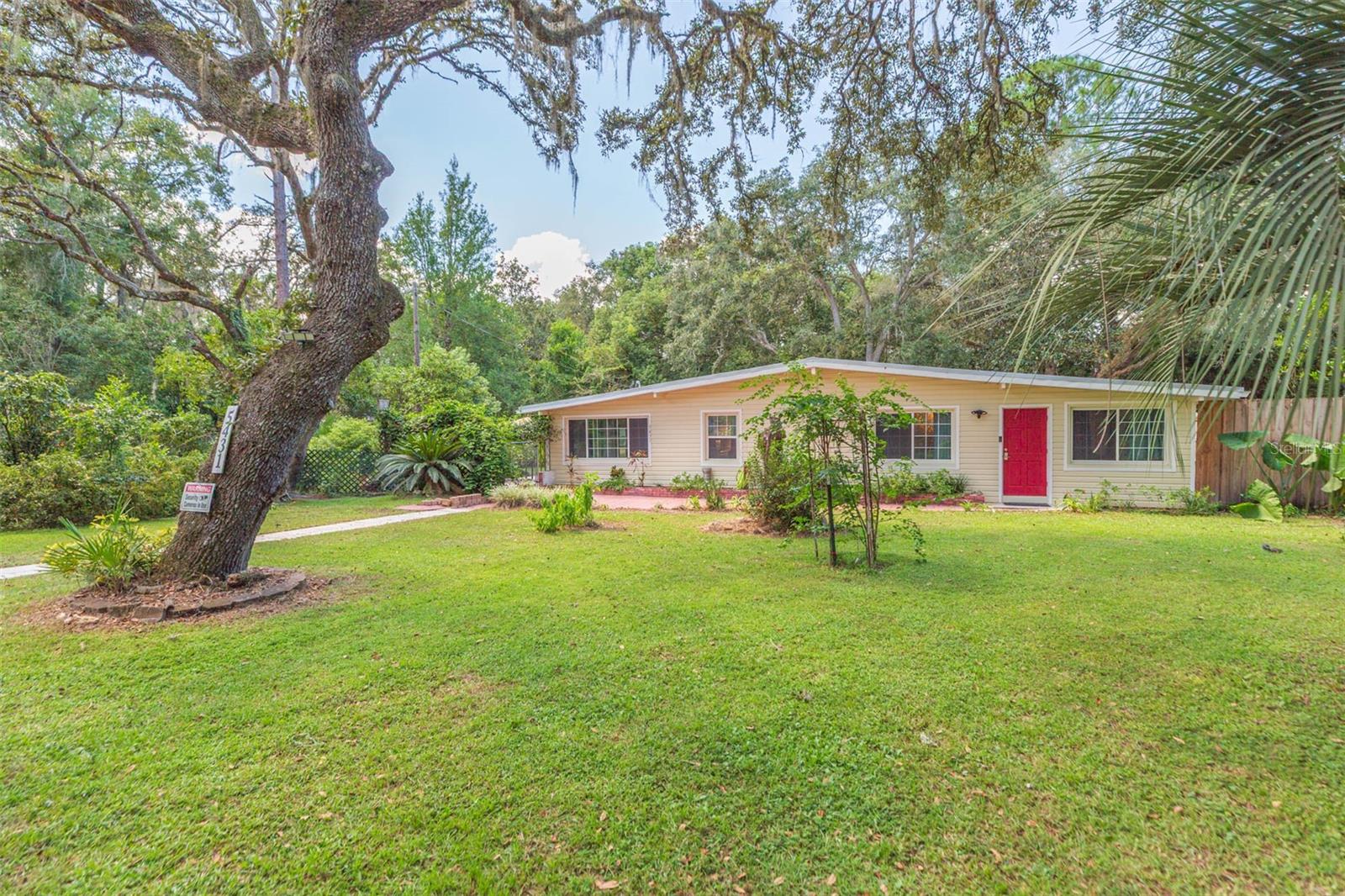 5431 TOWER ST, DADE CITY, FL — photo 2