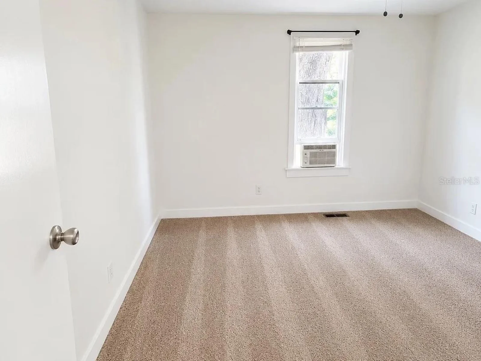 325 S 2ND ST #206, LEESBURG, FL — photo 11