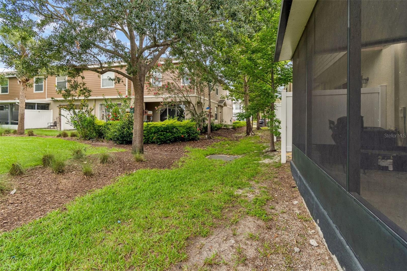 5017 WHITE SANDERLING CT, TAMPA, FL — photo 44