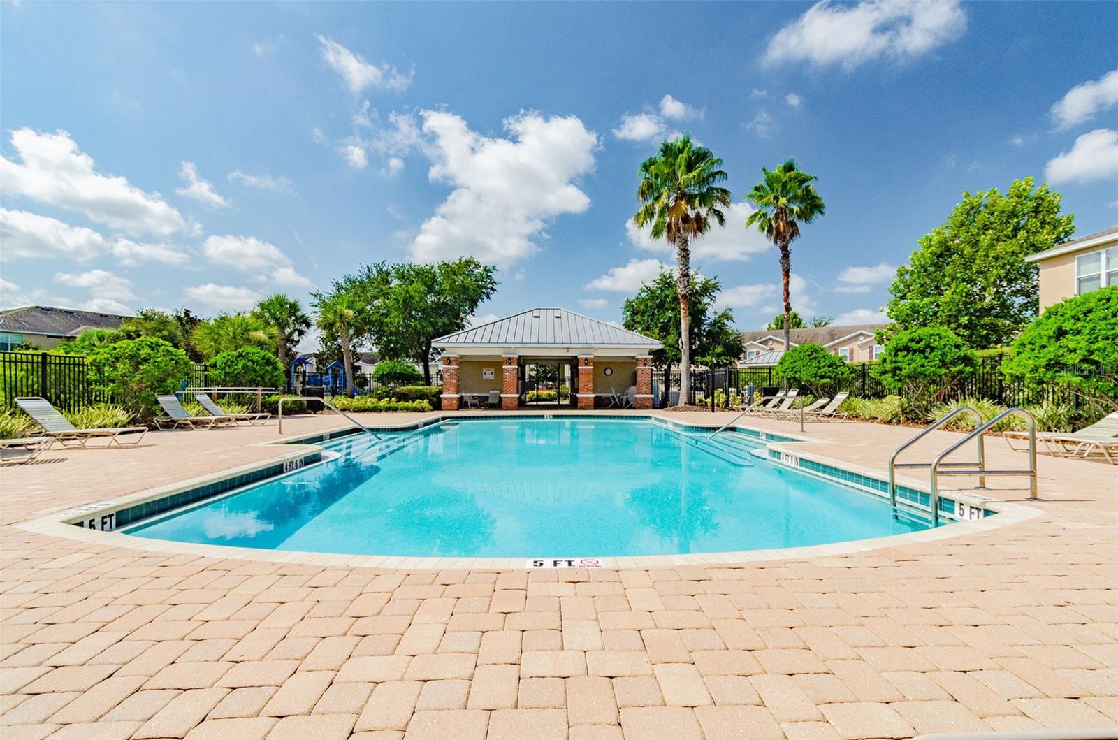 5017 WHITE SANDERLING CT, TAMPA, FL — photo 71