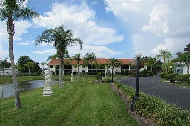 2275 S MCCALL RD #201, ENGLEWOOD, FL