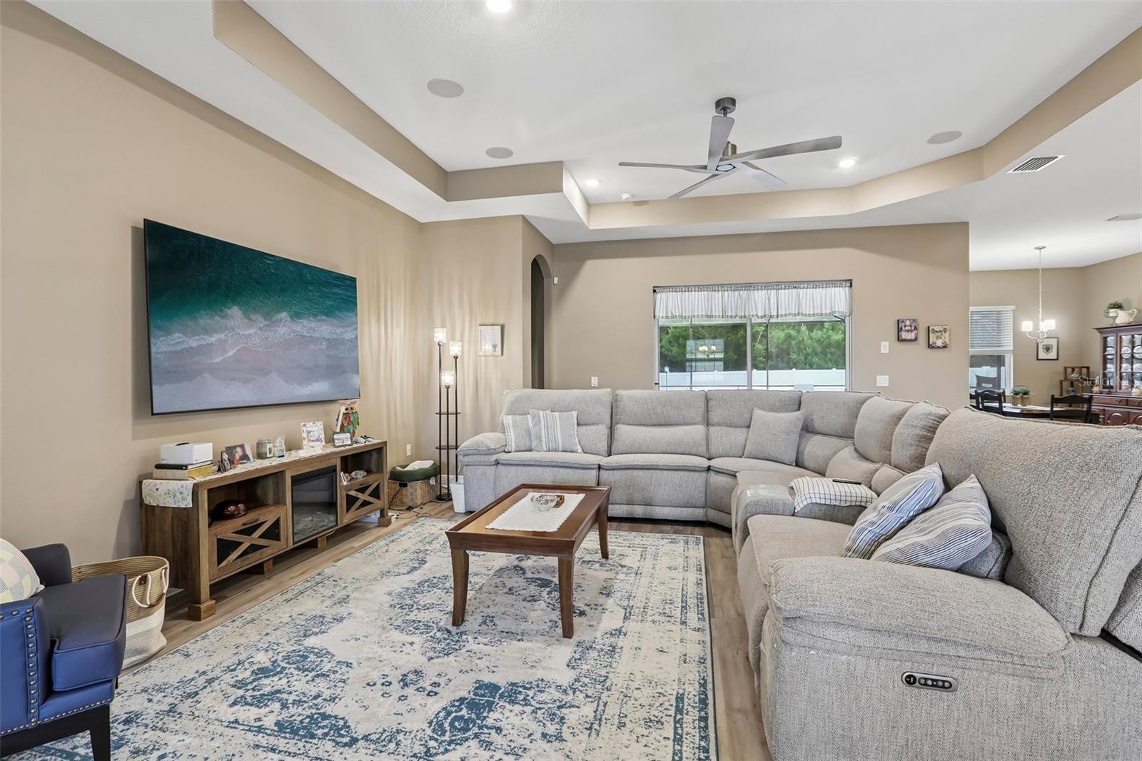 902 TIERRA DR, SPRING HILL, FL — photo 4
