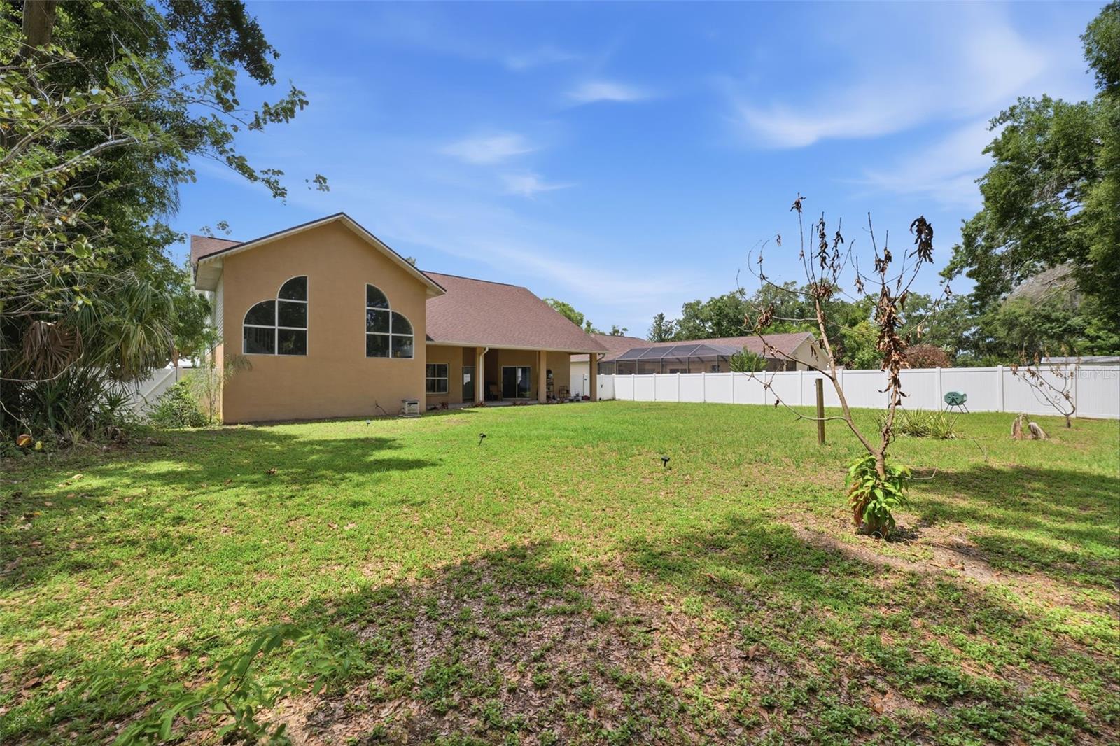 2112 HERITAGE CREST DR, VALRICO, FL — photo 44