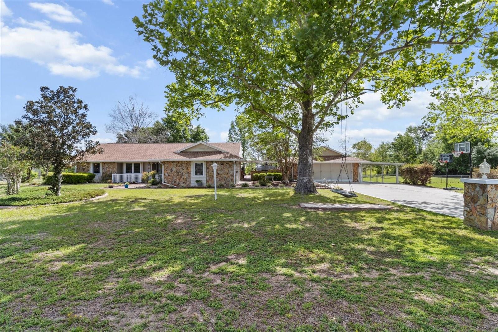 8921 S THOROUGHBRED PT, INVERNESS, FL