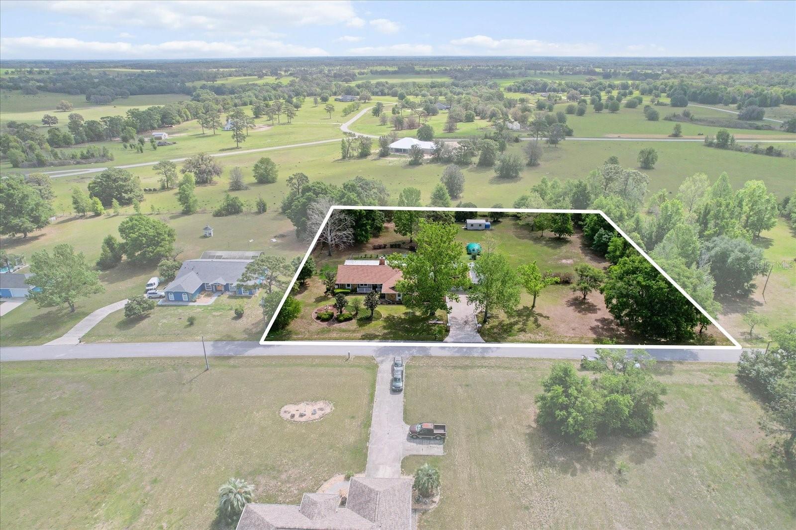 8921 S THOROUGHBRED PT, INVERNESS, FL — photo 2