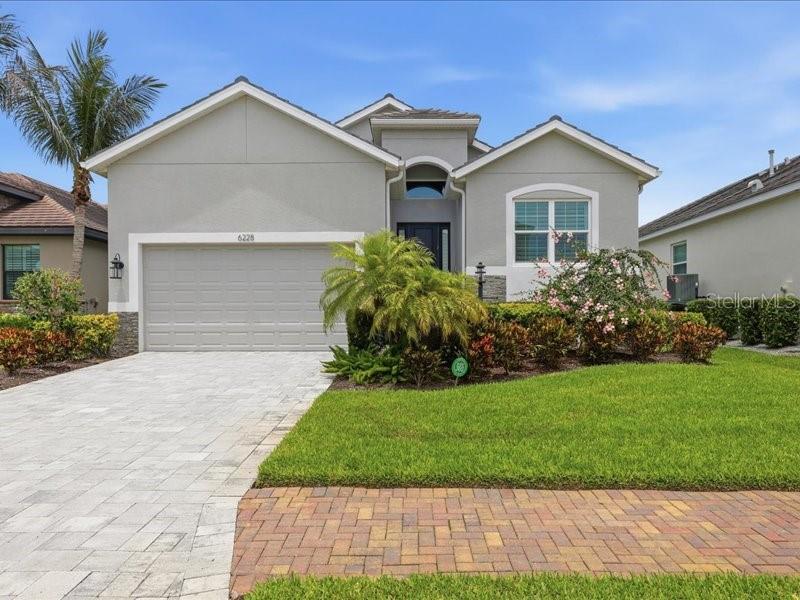 6228 CHAMPIONS ROW ST, BRADENTON, FL