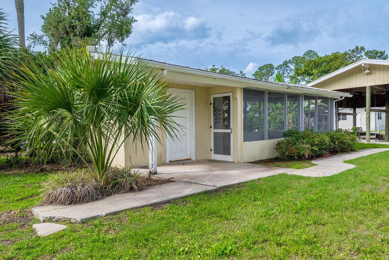 192 SE 241ST ST, SUWANNEE, FL — photo 3