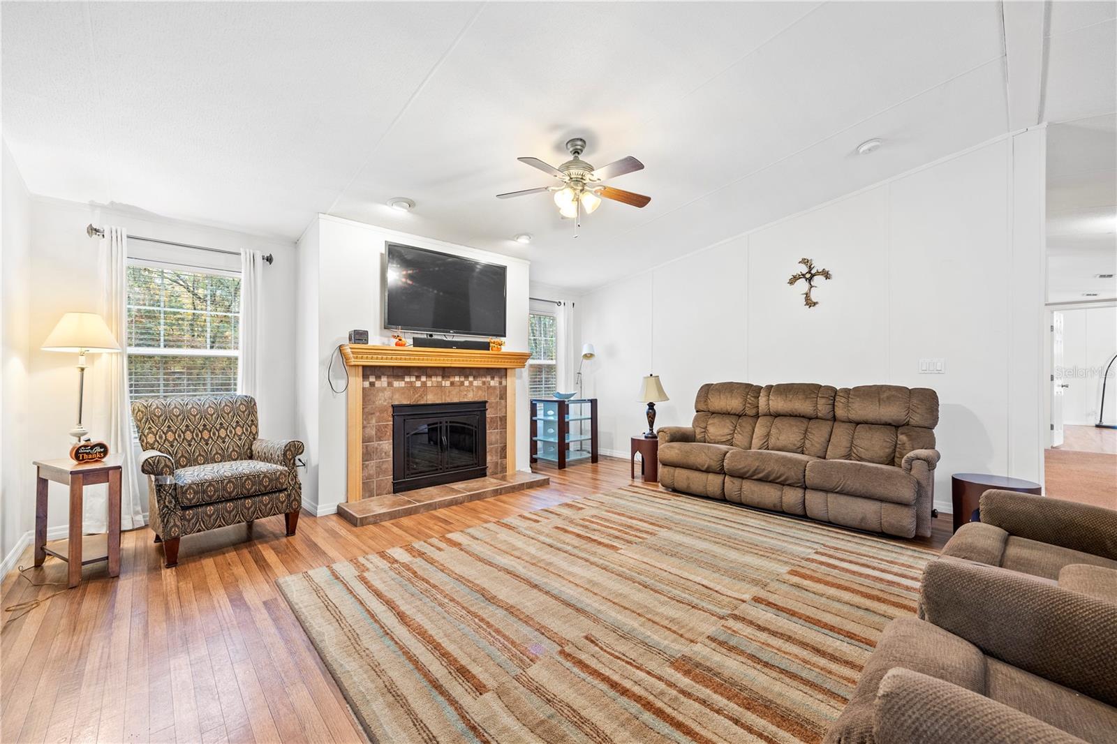 1366 SW CENTRAL TER, FORT WHITE, FL — photo 3