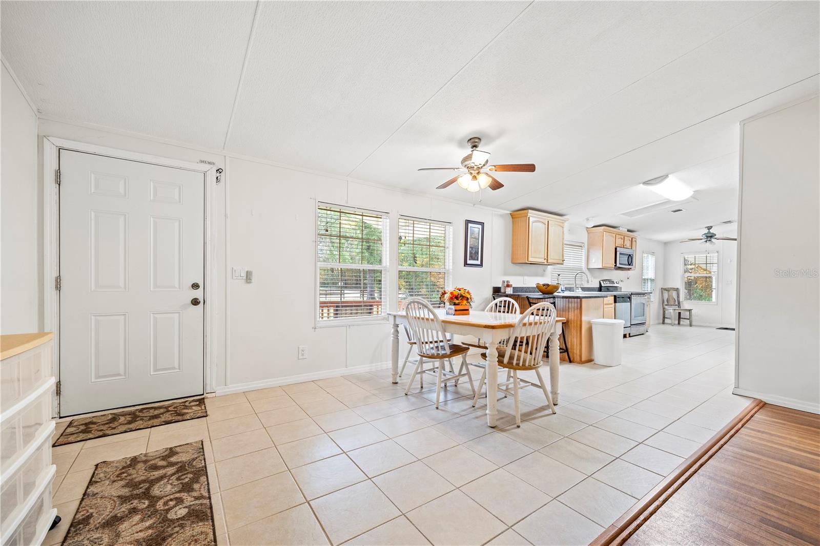 1366 SW CENTRAL TER, FORT WHITE, FL — photo 4