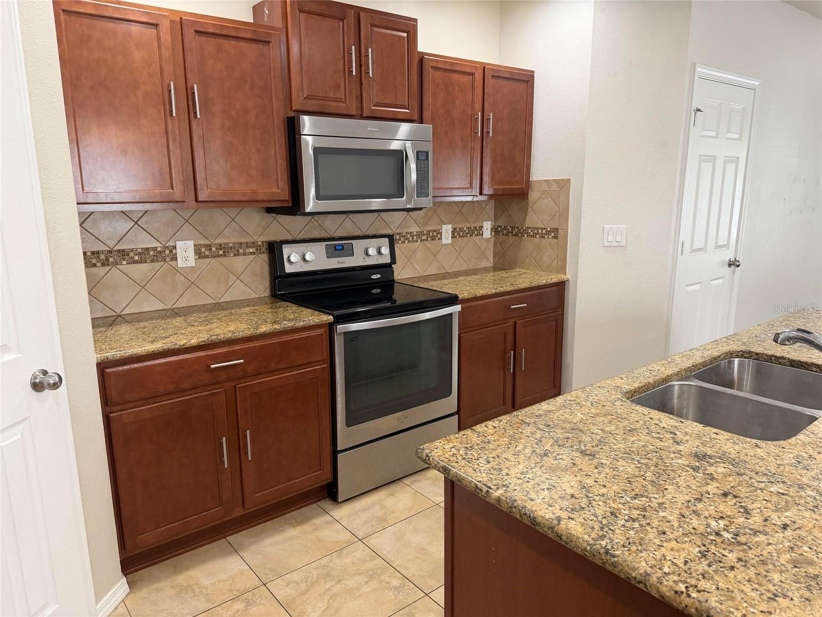 4723 SOMERSET HILL LN, RIVERVIEW, FL — photo 5