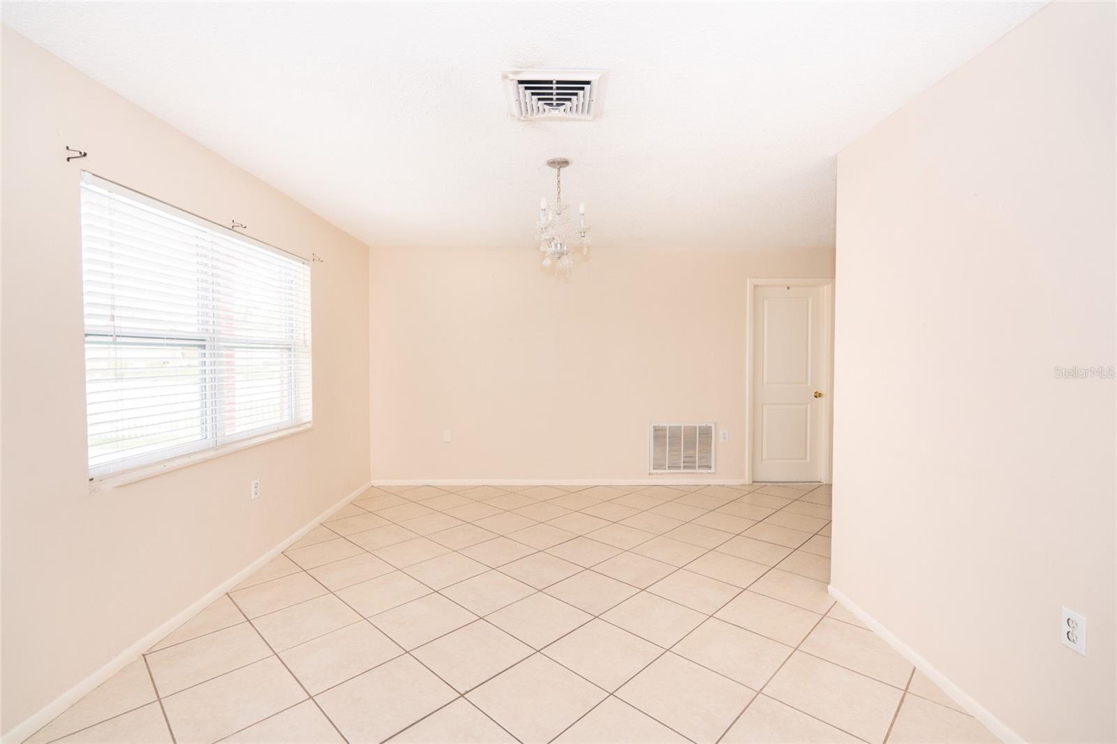 8033 MANVEL DR, PORT RICHEY, FL — photo 5
