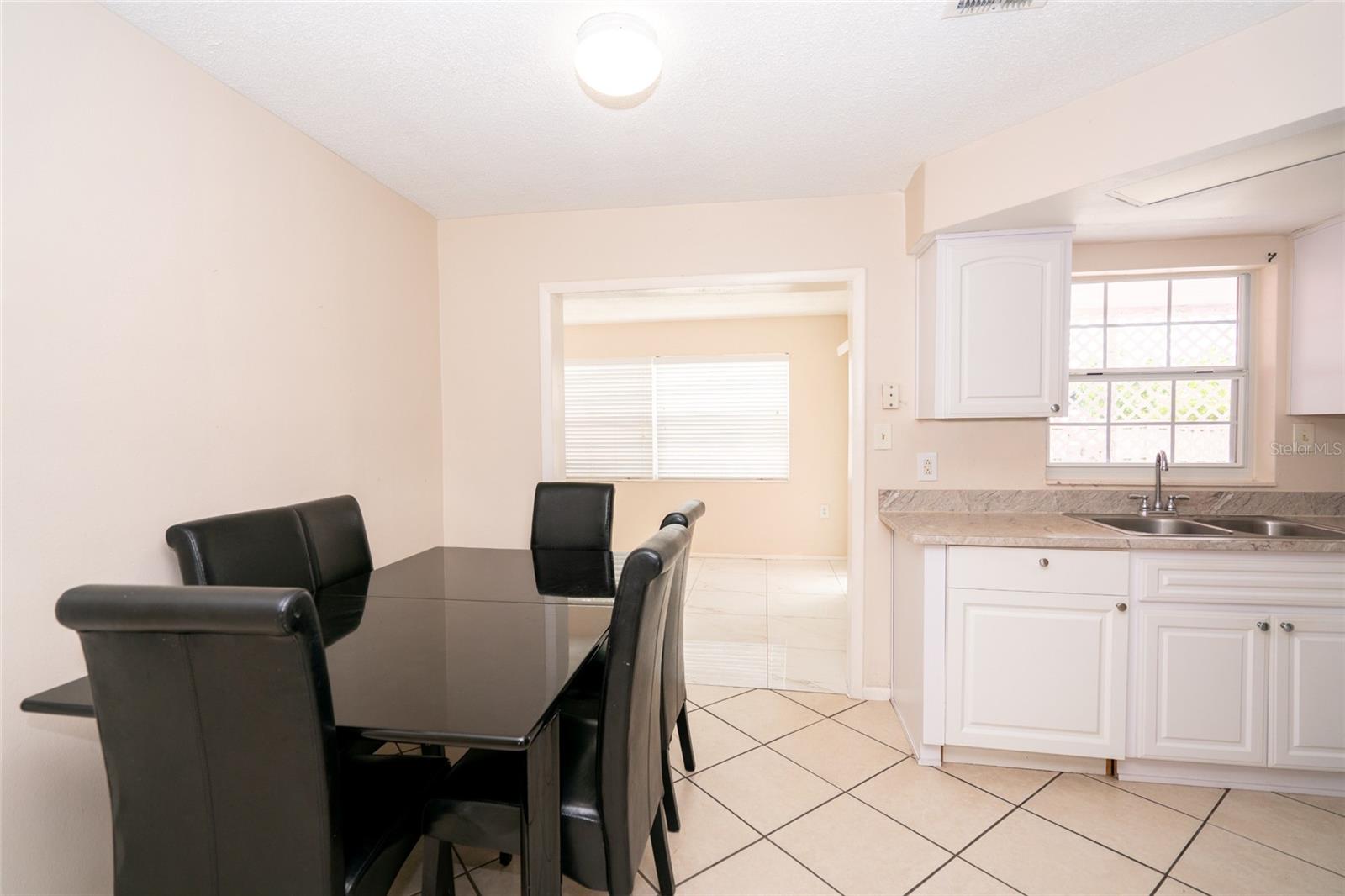 8033 MANVEL DR, PORT RICHEY, FL — photo 9
