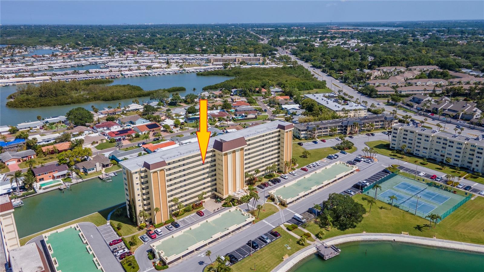 4725 COVE CIR #804, ST PETERSBURG, FL