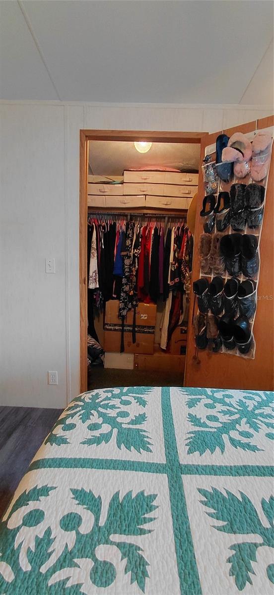 221 HERON RD, CLEARWATER, FL — photo 25