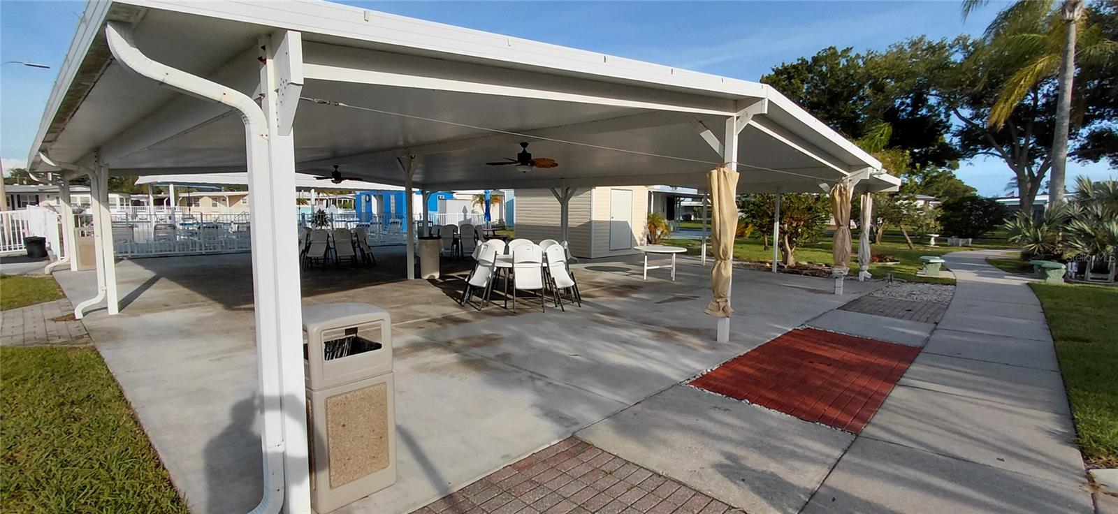 221 HERON RD, CLEARWATER, FL — photo 43