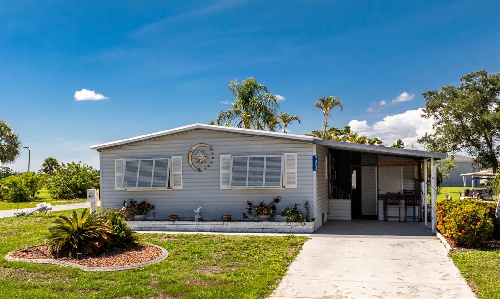7494 DANVERS CIR, PORT CHARLOTTE, FL — photo 2