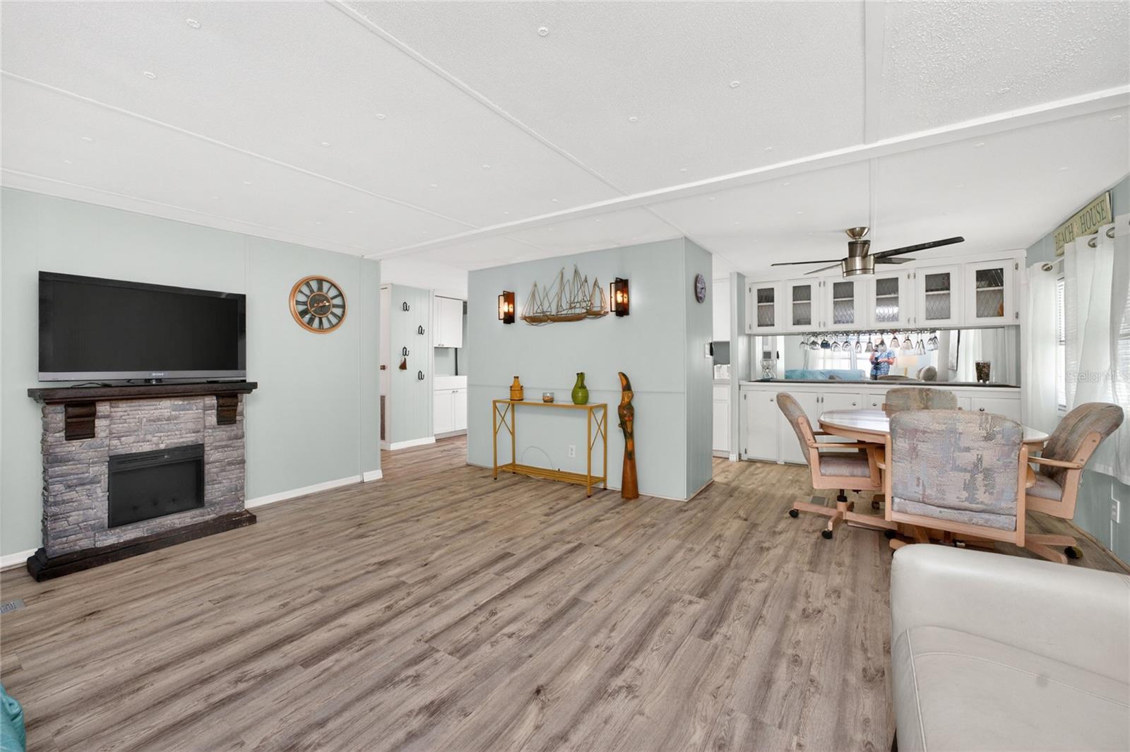 7494 DANVERS CIR, PORT CHARLOTTE, FL — photo 11