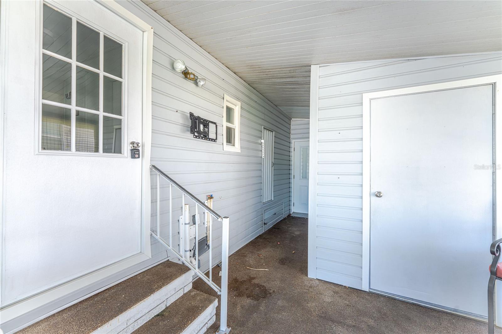 7494 DANVERS CIR, PORT CHARLOTTE, FL — photo 28