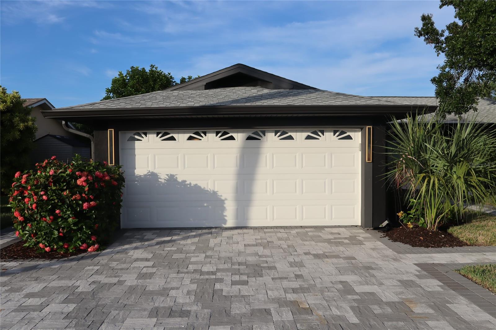 1019 SPINDLE PALM WAY, APOLLO BEACH, FL — photo 3