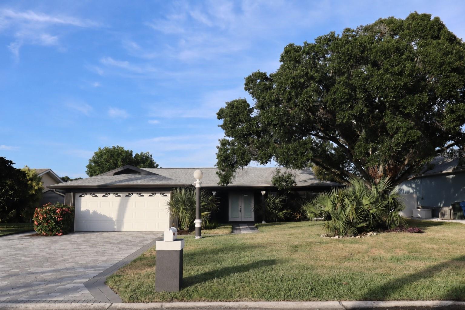 1019 SPINDLE PALM WAY, APOLLO BEACH, FL